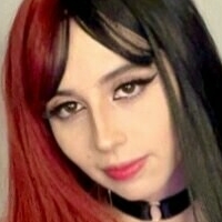 cuterivo Meztelen