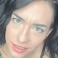 Cutie Frankie Meztelen
