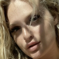 Daisy Delacroix Meztelen