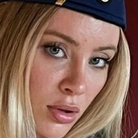 daisykeech Meztelen
