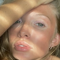 dakotaaaa Meztelen