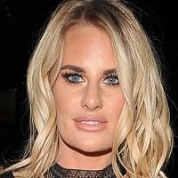 Danielle Armstrong Meztelen