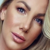 Danielle Maye Meztelen