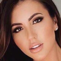 Danielle Vaughan Meztelen