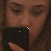 Darcy Isa Meztelen