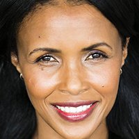 Dawn Matthews Meztelen