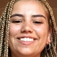 Débora Brandão Meztelen