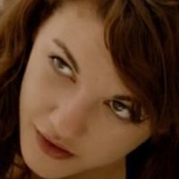 Déborah Révy Meztelen