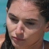 Deborah St Pierre Meztelen