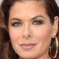 Debra Messing Meztelen