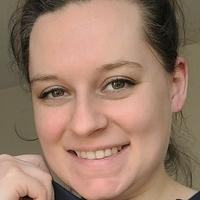 deealice Meztelen