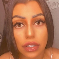 Délice Nadia Meztelen