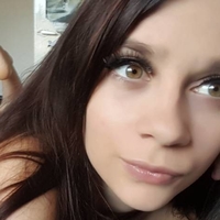 Demielise Meztelen
