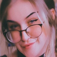 DemonGF Meztelen