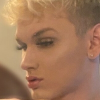 deyluvty Meztelen