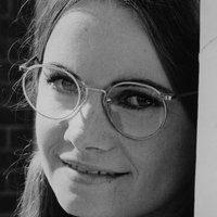 Dianne Hull Meztelen