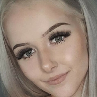 Dieamy Meztelen