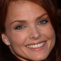 Dina Meyer Meztelen