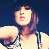 Dina Roud Meztelen
