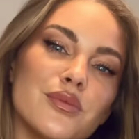 Diskussion: Stephanie Davis Meztelen