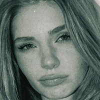 Dj Adrivnna Meztelen