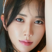 DJ Choi Meztelen