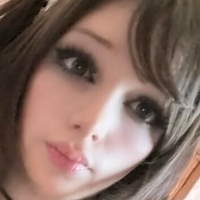 dollale Meztelen