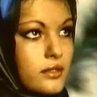 Doris Regina Meztelen