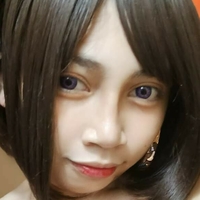 Eilie Vy Meztelen