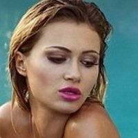 Ela Rose Meztelen