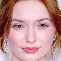 Eleanor Tomlinson Meztelen