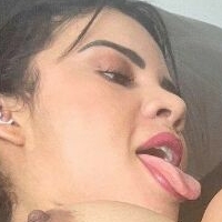 Elen Ragao Meztelen
