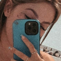 Eliza Falk0 Meztelen