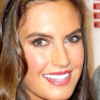 Elizabeth Chambers Meztelen