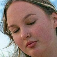 Ella B Meztelen