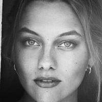 Ella Kernkamp Meztelen
