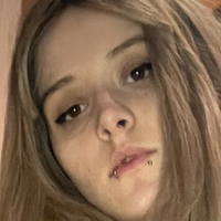 Ellawaifu Meztelen