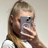 Ellie Angel Meztelen