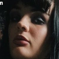 Elly Stephenson Meztelen