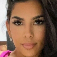 ellyxo Meztelen