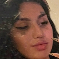 elsaakr Meztelen