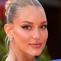 Ema Kovac Meztelen