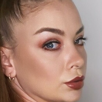 Emelia Paige Meztelen