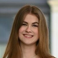 Emelybasics Meztelen