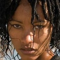 Emilia Burns Meztelen