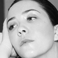 Emilie Nicolas Meztelen