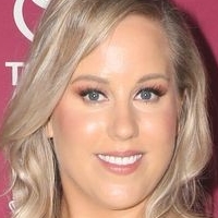 Emily Duggan Meztelen
