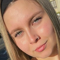 Emily Ignacia Meztelen