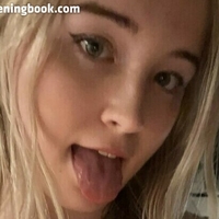 Emily Mann Meztelen