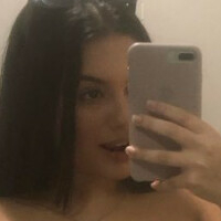 Emily Muniz Meztelen